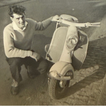 Photo of ROY CHISWELL