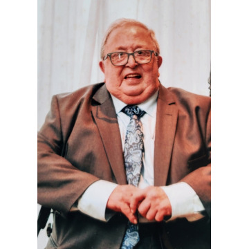 Photo of Brian HOWARD