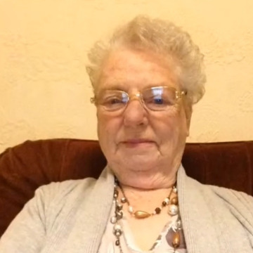 Photo of Rita Pauline PRICE