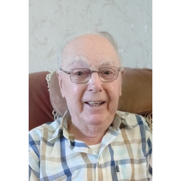 Notice Gallery for James PETTIE