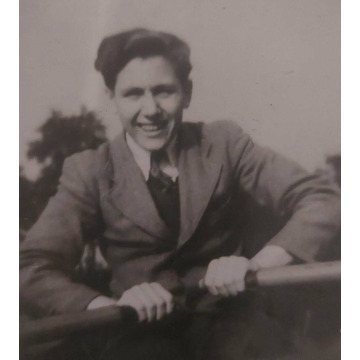Photo of Ernest George REDFERN