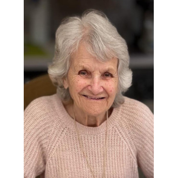 Photo of Yvonne LAKIN