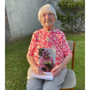 Notice Gallery for Peggy Doreen JONES