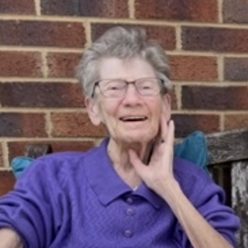 Photo of Nora CLARK