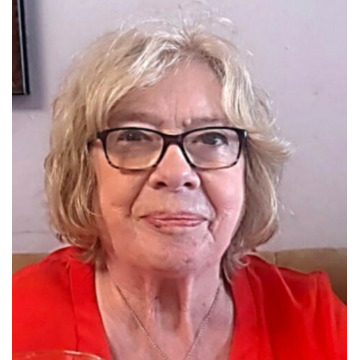 Photo of Carolyn JONES
