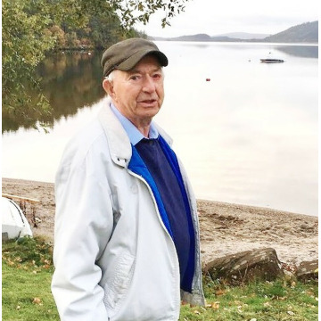 Photo of James LOVE