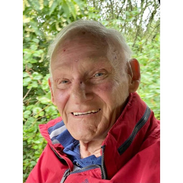 Photo of Alan GILES
