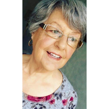 Photo of Maureen STANWAY